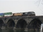 NS 4595 and UP 7768 cross Rockville Bridge